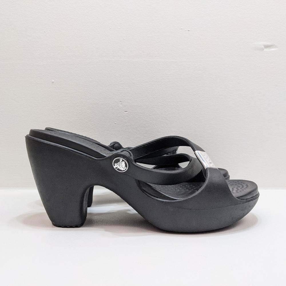 Women's Crocs Cyprus Heels Sandals Sz 7 Black